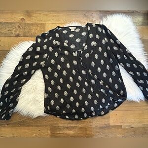MOSSIMO Flawd Black with White Paisley Patterned Women's Top Long Sleeve Boho